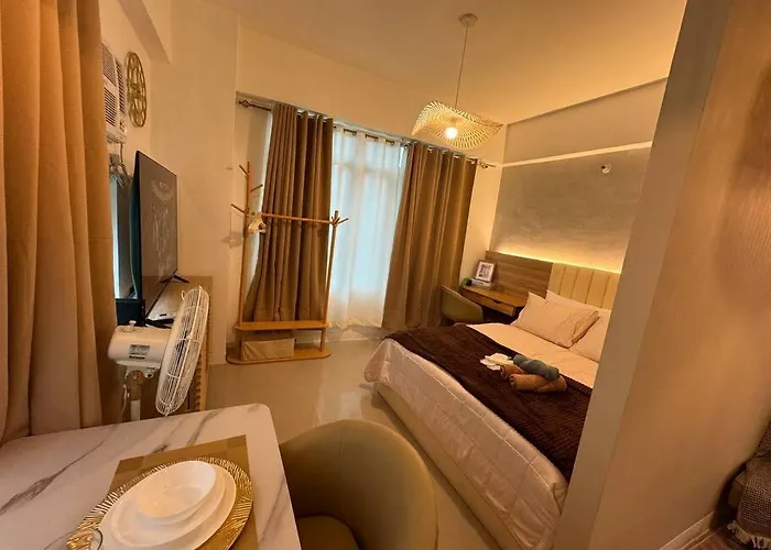 Apartment Budget Friendly Staycation Walking Distance To Venice Mall With Netflix And Wifi *