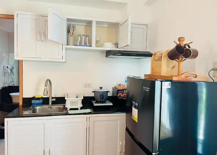Budget Friendly Staycation Walking Distance To Venice Mall With Netflix And Wifi Apartment Manila